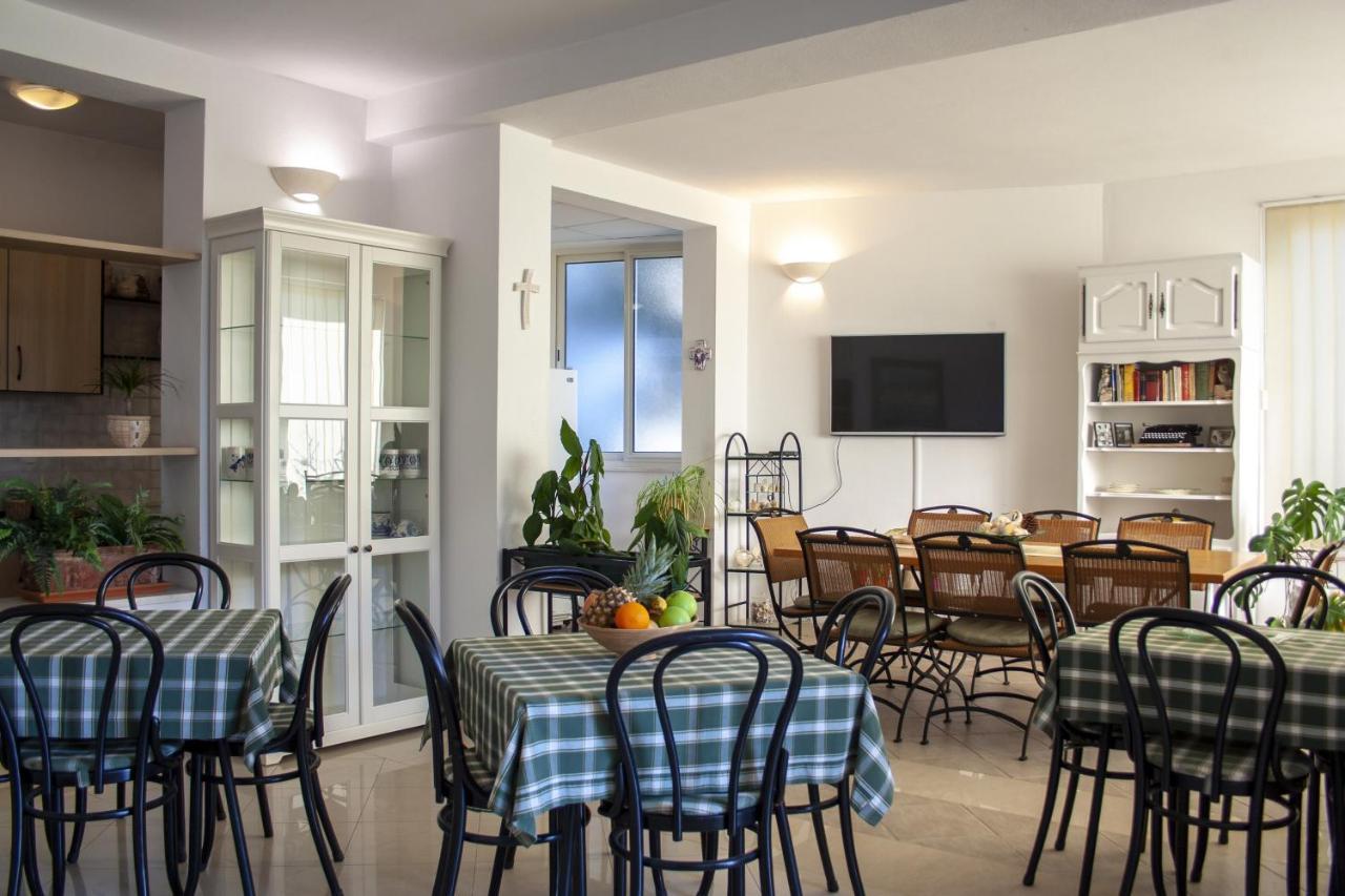 Apartments And Rooms By The Sea Baska Voda, Makarska - 2578 Exterior photo