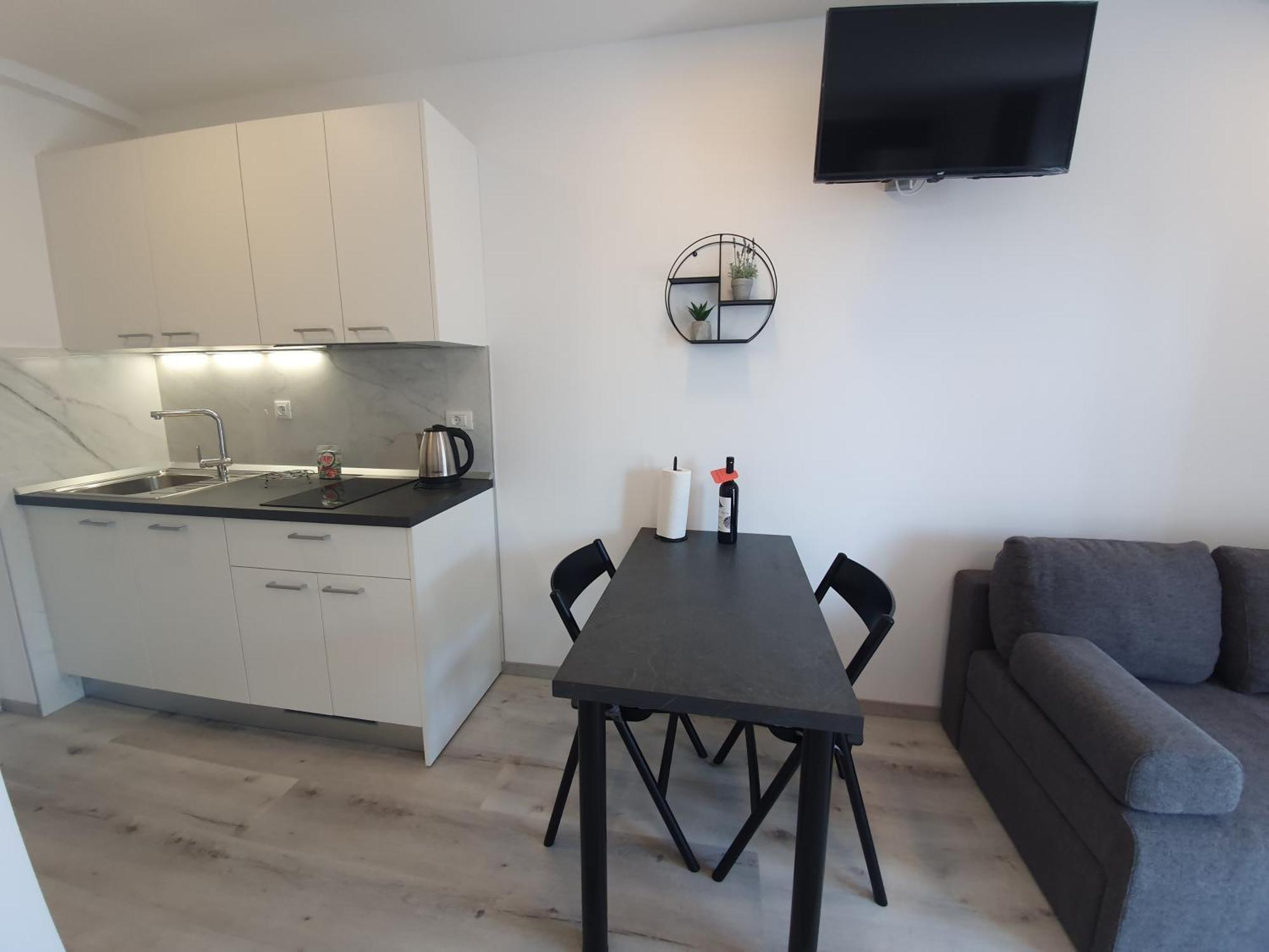 Apartments And Rooms By The Sea Baska Voda, Makarska - 2578 Room photo